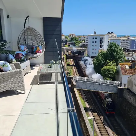 Anchor View Apartment, Sleeps 6 Teignmouth Exterior photo